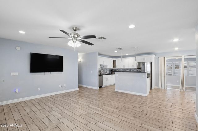 1017 E EL CAMINITO Drive, Phoenix, AZ 85020