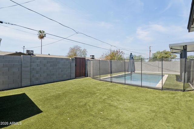 1017 E EL CAMINITO Drive, Phoenix, AZ 85020