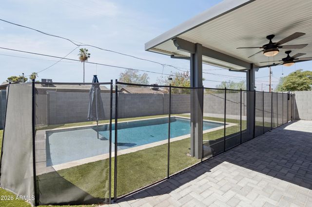 1017 E EL CAMINITO Drive, Phoenix, AZ 85020