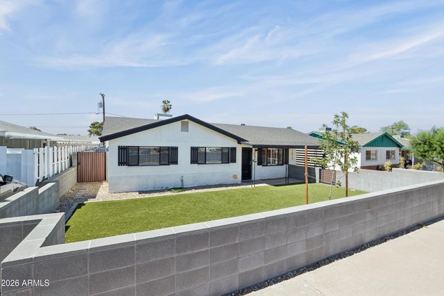 1017 E EL CAMINITO Drive, Phoenix, AZ 85020