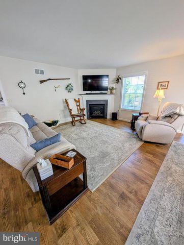 223 DARLINGTON CT, New Providence, PA 17560