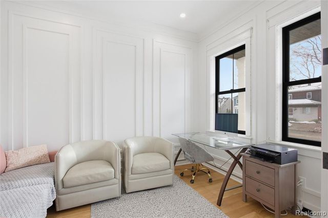 1211 E Lincoln Street, Birmingham, MI 48009