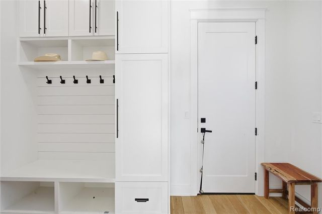 1211 E Lincoln Street, Birmingham, MI 48009