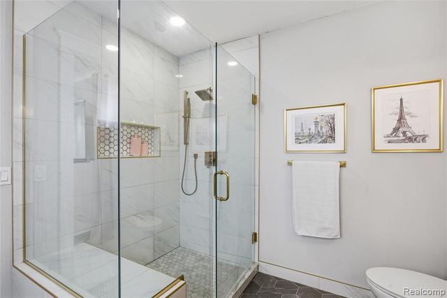 1211 E Lincoln Street, Birmingham, MI 48009