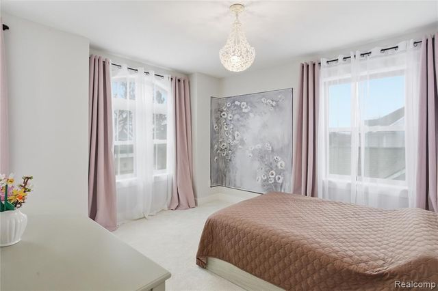 1211 E Lincoln Street, Birmingham, MI 48009