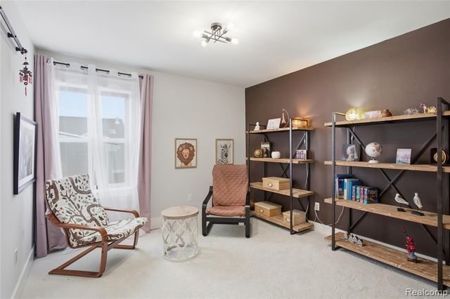 1211 E Lincoln Street, Birmingham, MI 48009