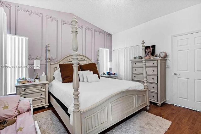 11276 NW 58th Ter, Doral, FL 33178