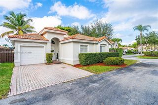 11276 NW 58th Ter, Doral, FL 33178