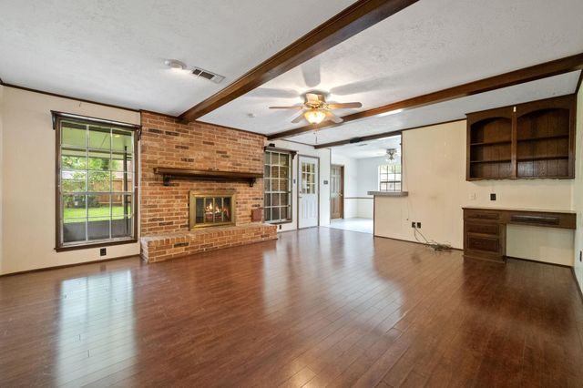 2006 Running Springs Drive, Kingwood, TX 77339