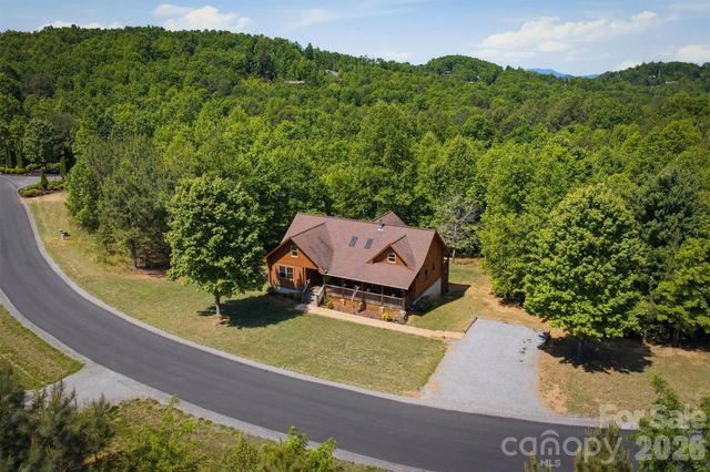 732 Grandview Peaks Drive, Nebo, NC 28761
