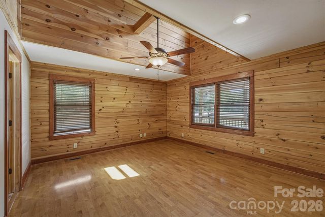 732 Grandview Peaks Drive, Nebo, NC 28761