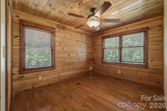732 Grandview Peaks Drive, Nebo, NC 28761