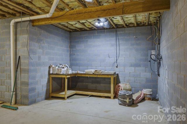 732 Grandview Peaks Drive, Nebo, NC 28761