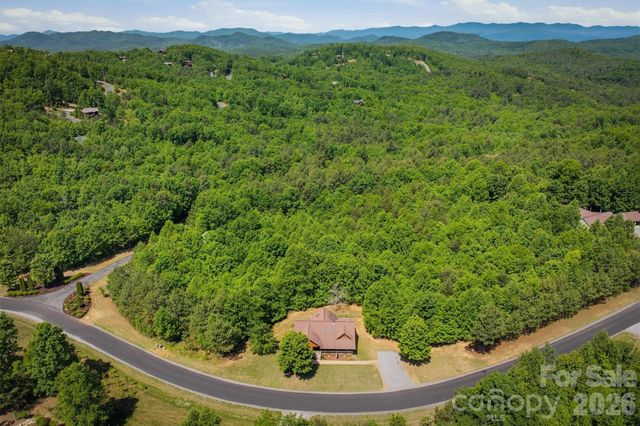 732 Grandview Peaks Drive, Nebo, NC 28761