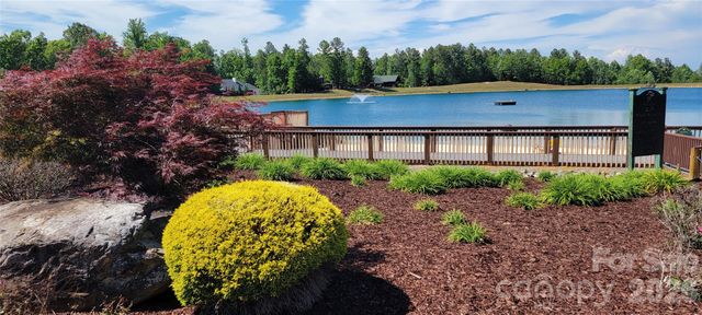 732 Grandview Peaks Drive, Nebo, NC 28761
