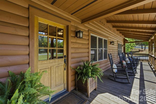 732 Grandview Peaks Drive, Nebo, NC 28761