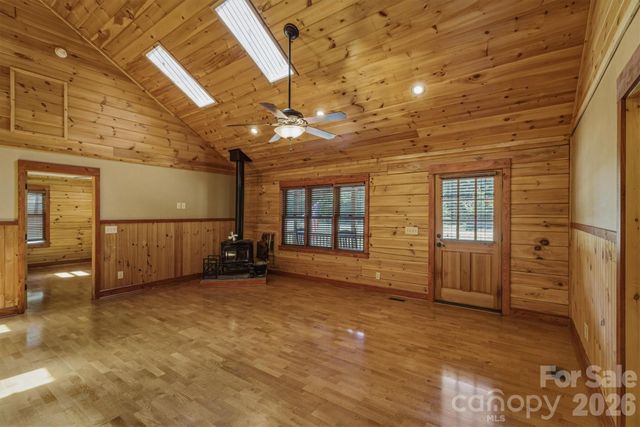 732 Grandview Peaks Drive, Nebo, NC 28761