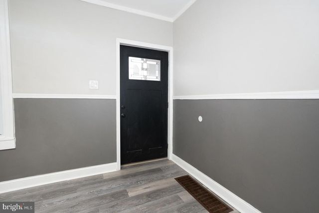 307 POPLAR ST, Darby, PA 19023