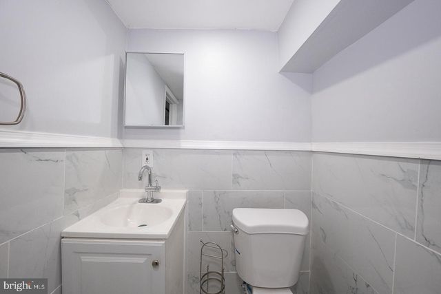 307 POPLAR ST, Darby, PA 19023