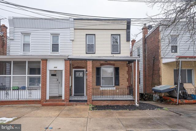 307 POPLAR ST, Darby, PA 19023