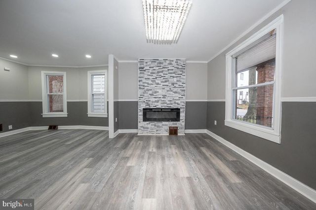 307 POPLAR ST, Darby, PA 19023