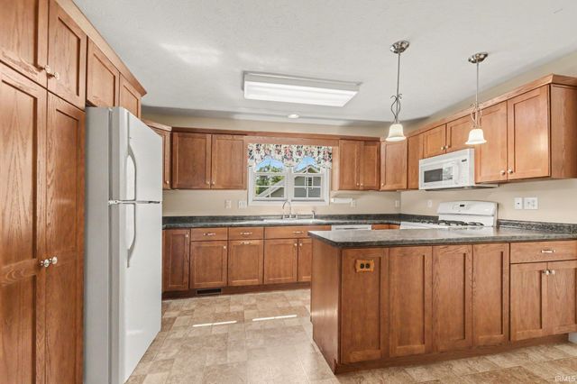 110 N Scott Street, Middlebury, IN 46540