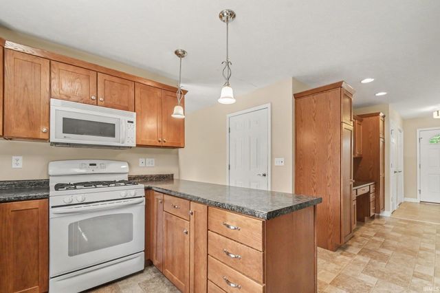 110 N Scott Street, Middlebury, IN 46540