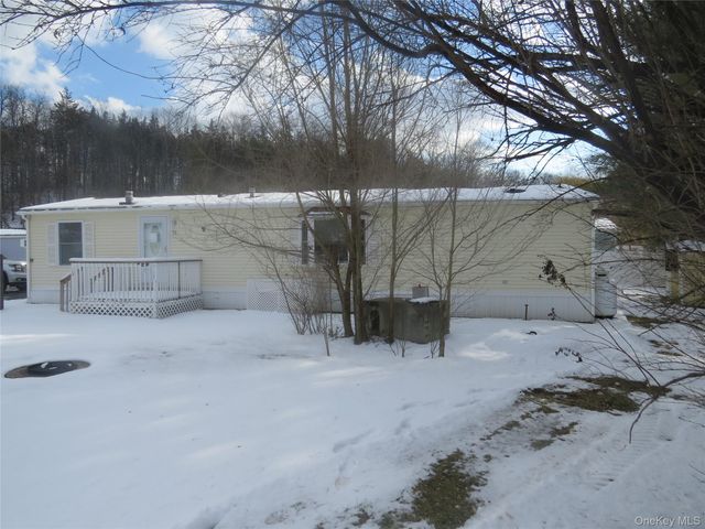 723 Beekman Road 72, Hopewell Junction, NY 12533