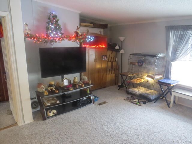 723 Beekman Road 72, Hopewell Junction, NY 12533