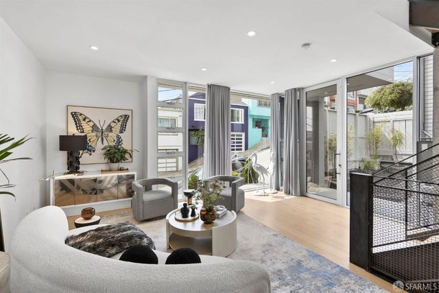 147 Bronte Street, San Francisco, CA 94110