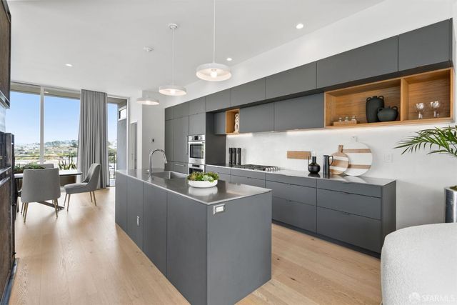 147 Bronte Street, San Francisco, CA 94110
