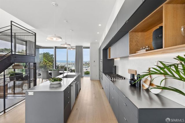 147 Bronte Street, San Francisco, CA 94110