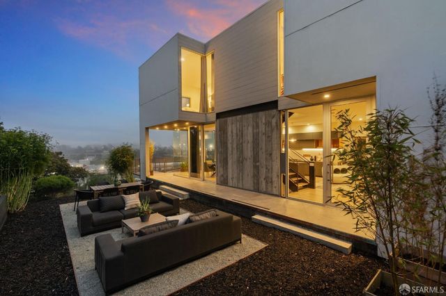 147 Bronte Street, San Francisco, CA 94110