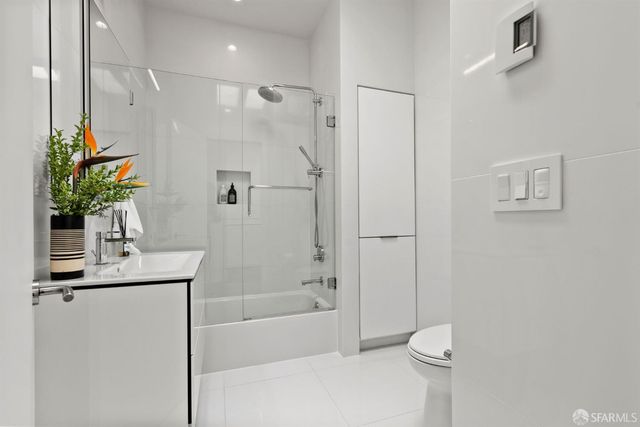 147 Bronte Street, San Francisco, CA 94110