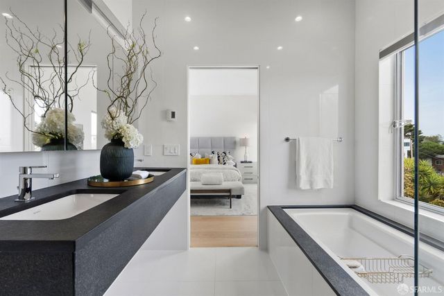 147 Bronte Street, San Francisco, CA 94110