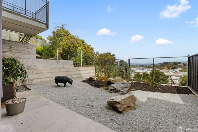 147 Bronte Street, San Francisco, CA 94110