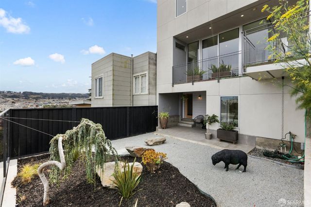 147 Bronte Street, San Francisco, CA 94110