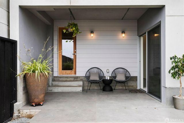147 Bronte Street, San Francisco, CA 94110