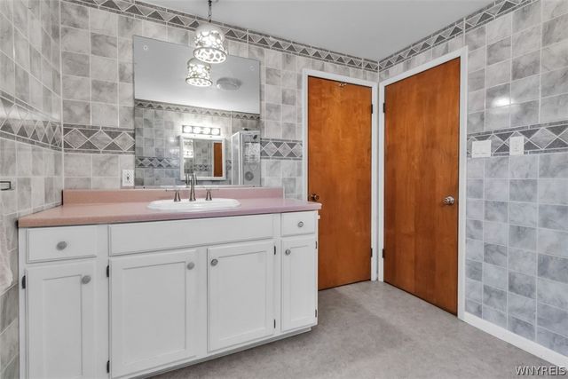 2932 Krueger Road, Wheatfield, NY 14120