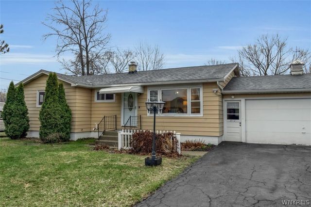 2932 Krueger Road, Wheatfield, NY 14120