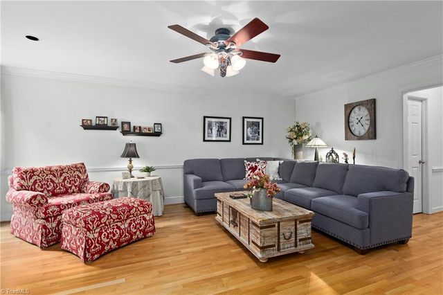 806 Mcnair Court, High Point, NC 27265