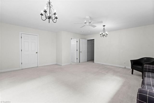 806 Mcnair Court, High Point, NC 27265