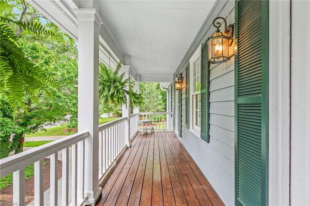 806 Mcnair Court, High Point, NC 27265
