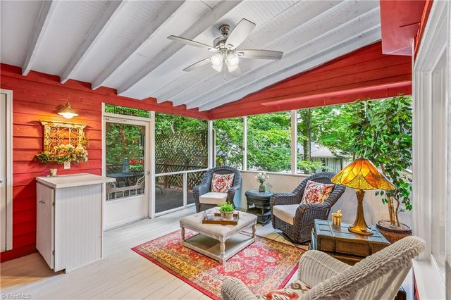 806 Mcnair Court, High Point, NC 27265