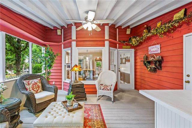 806 Mcnair Court, High Point, NC 27265