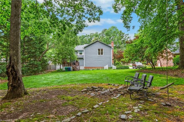 806 Mcnair Court, High Point, NC 27265