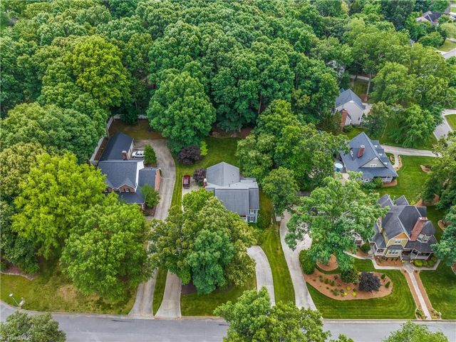 806 Mcnair Court, High Point, NC 27265