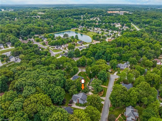 806 Mcnair Court, High Point, NC 27265
