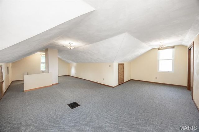 110 N 32nd Street, Belleville, IL 62226