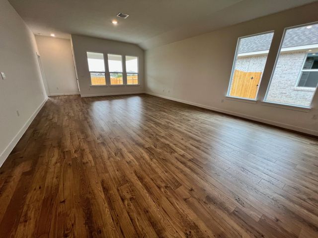 1925 Crooked Creek ST, Leander, TX 78641